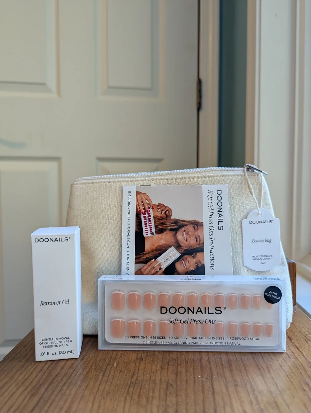 Doonails Reusable Gel Press-On Nails Set in "Classic French Extra Short Square" - Picture 1 of 13